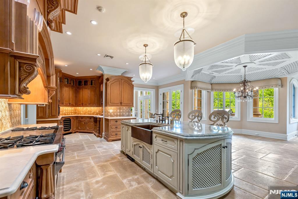 7 Buckingham Drive Alpine, NJ 07620 - Photo 19 of 48