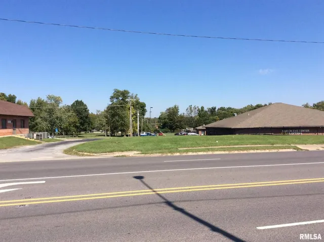 $115,500 | 2906 Broadway Street, Mount Vernon, IL 62864