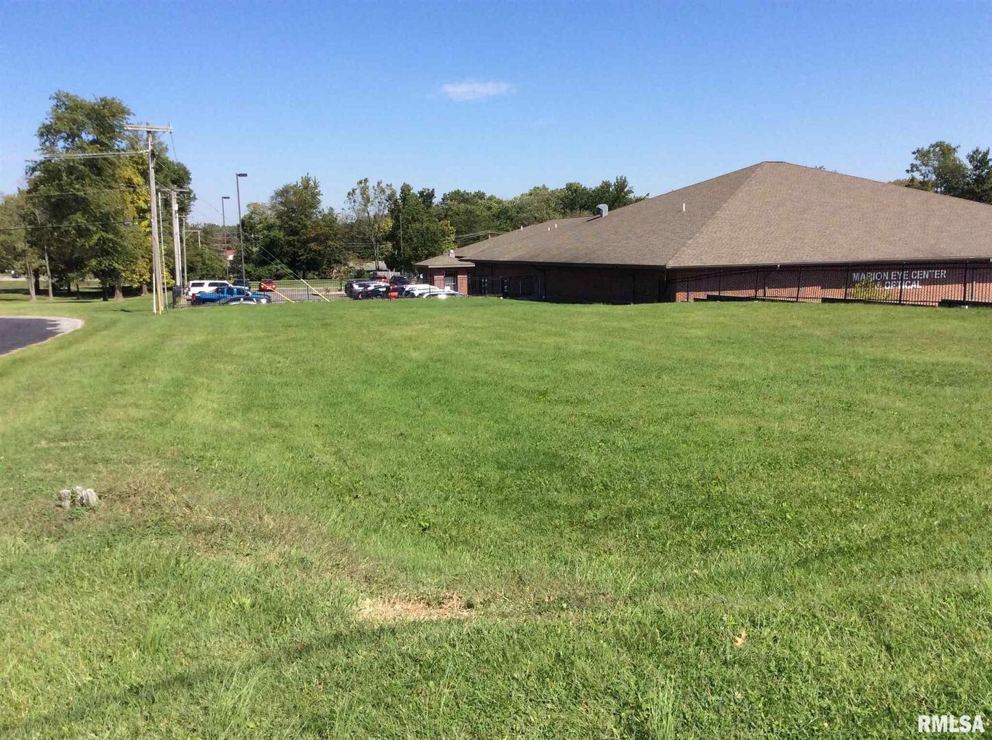 2906 Broadway Street Mount Vernon, IL 62864 - Photo 8 of 12