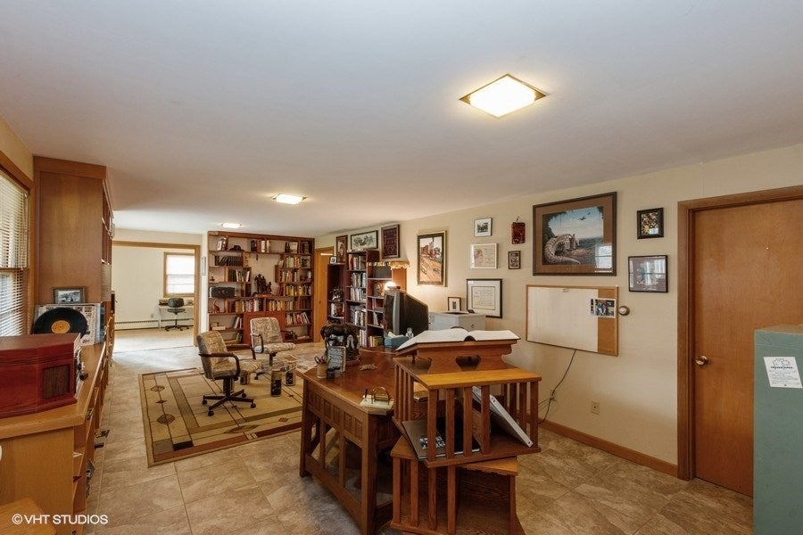 1715 Rochester Court Iowa City, IA 52245 - Photo 16 of 19 Gallery Image 16