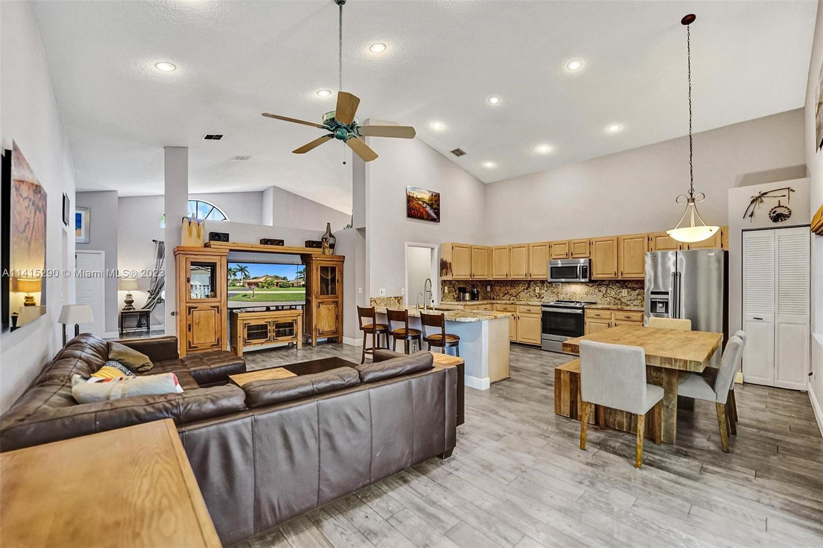 9641 Ridgeside Court Davie, FL 33328 - Photo 22 of 78