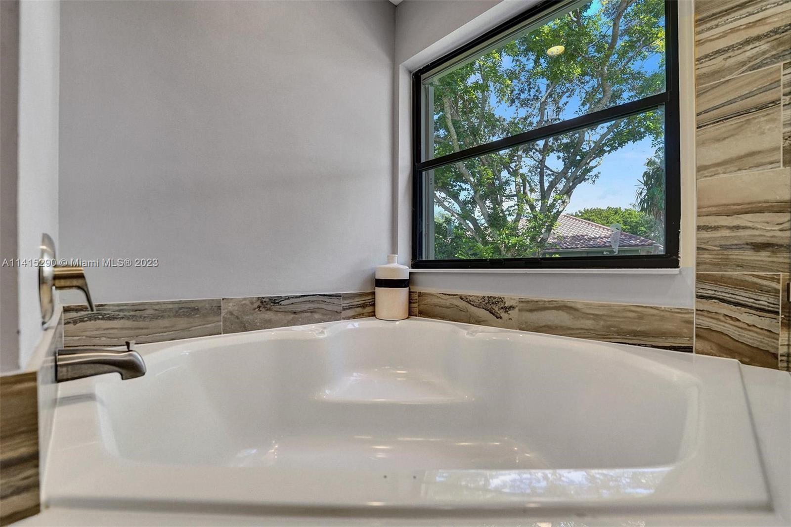 9641 Ridgeside Court Davie, FL 33328 - Photo 51 of 78