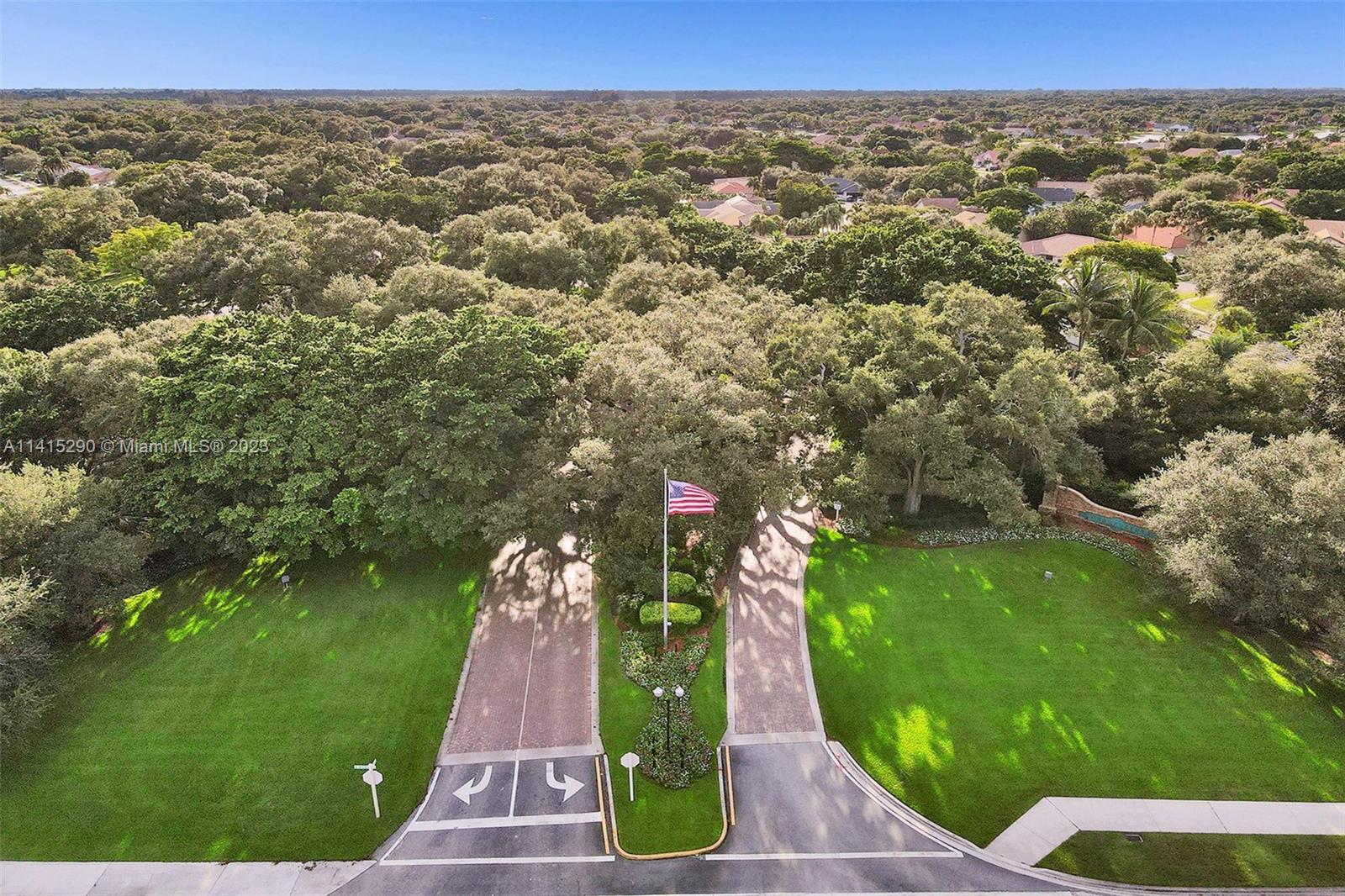 9641 Ridgeside Court Davie, FL 33328 - Photo 71 of 78