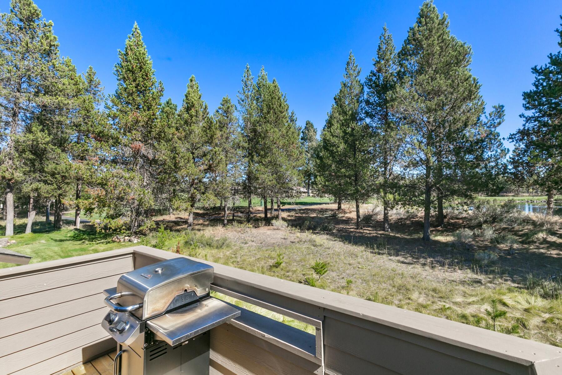 17826 West Core Road Sunriver, OR 97707 - Photo 29 of 34 batch_2021_09_21_34_fairway_village34-22