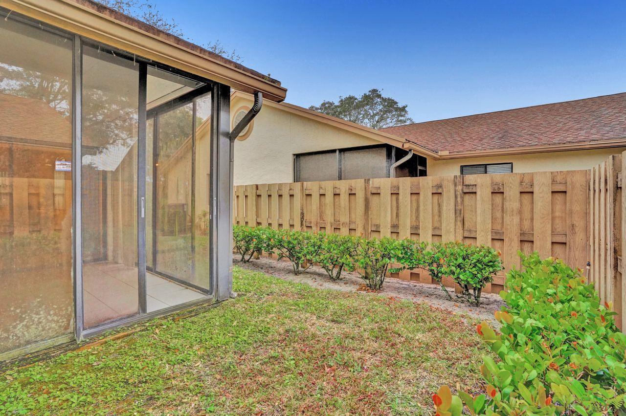 8071 Greenbrook Road, Unit 232C Boca Raton, FL 33496 - Photo 28 of 33 Backyard
