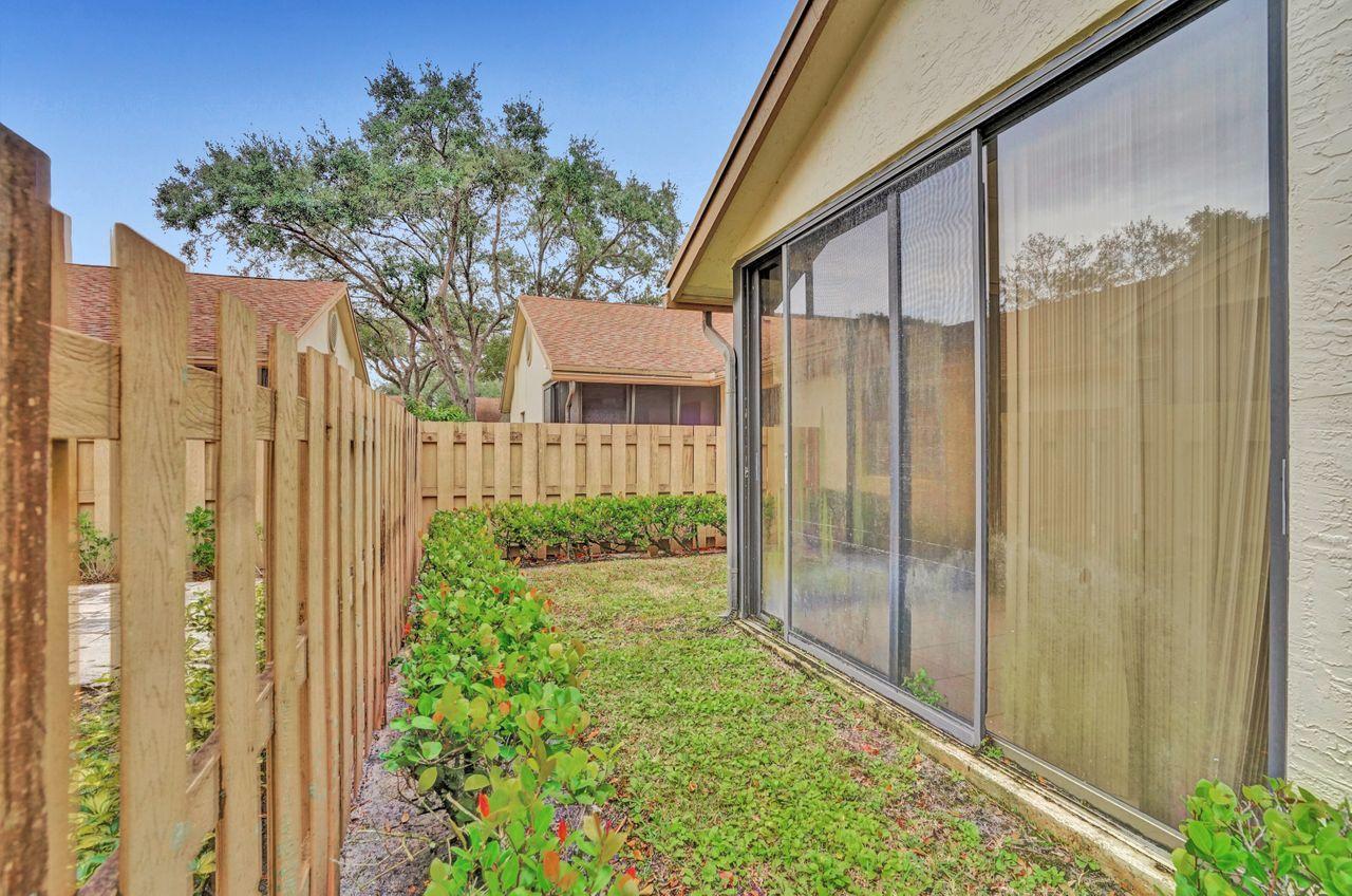8071 Greenbrook Road, Unit 232C Boca Raton, FL 33496 - Photo 29 of 33 Side