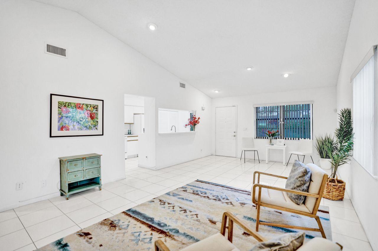 8071 Greenbrook Road, Unit 232C Boca Raton, FL 33496 - Photo 3 of 33 Living Room