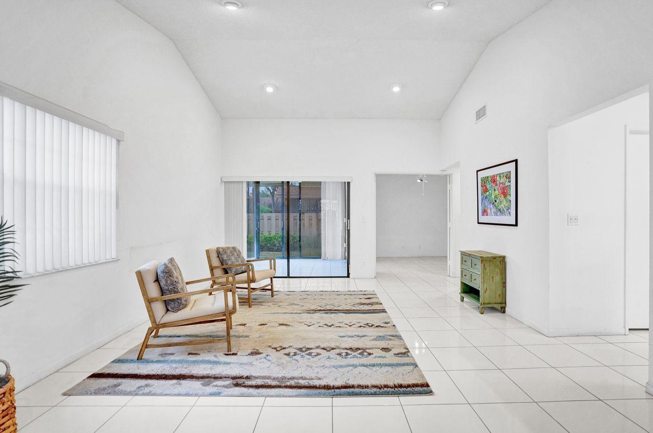8071 Greenbrook Road, Unit 232C Boca Raton, FL 33496 - Photo 6 of 33 Living Room