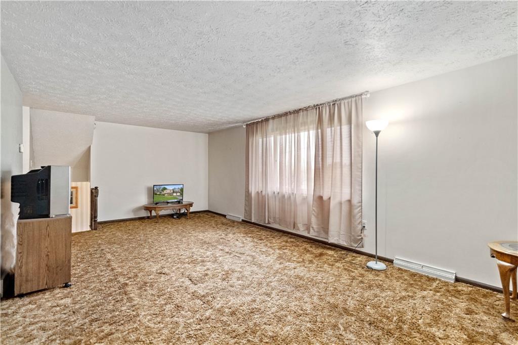 322 Concord Circle Road Beaver Falls, PA 15010 - Photo 11 of 27 Gallery Image 11
