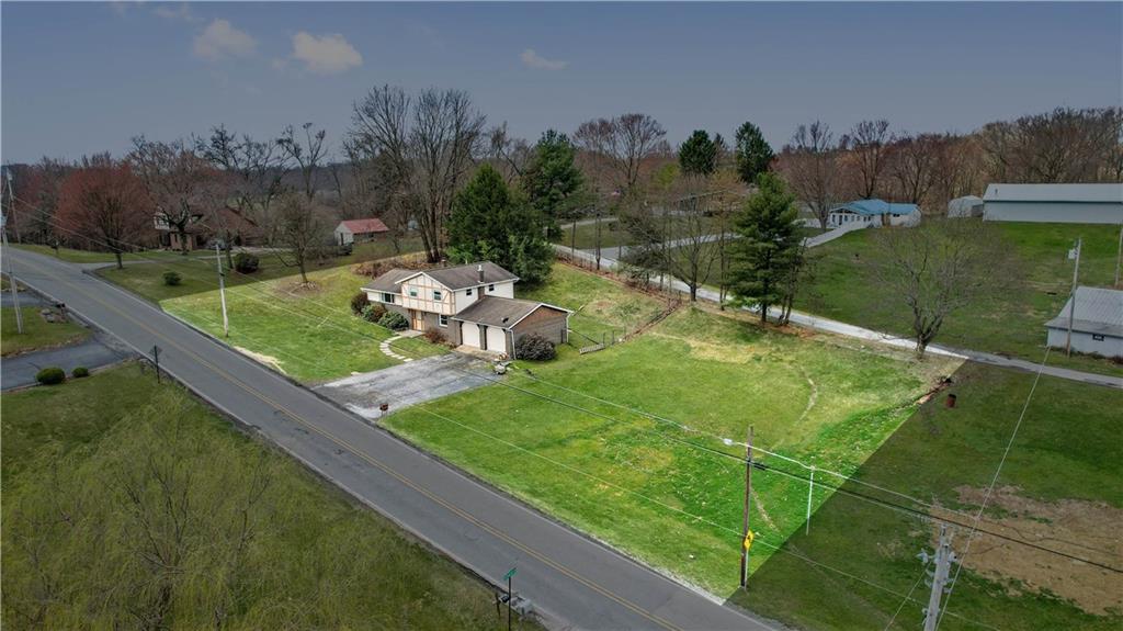 322 Concord Circle Road Beaver Falls, PA 15010 - Photo 3 of 27 Gallery Image 3
