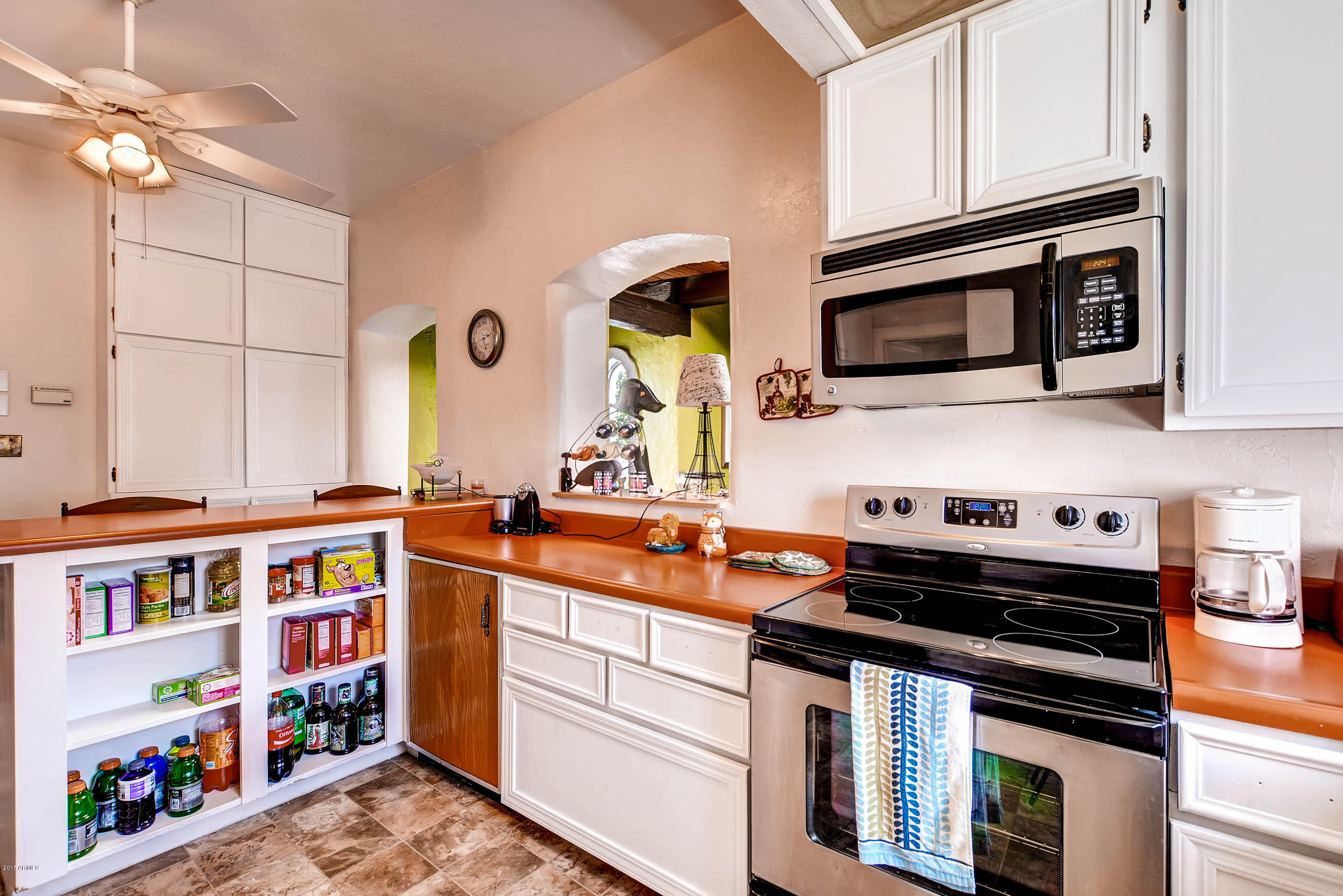 1001 East Ocotillo Road Phoenix, AZ 85014 - Photo 9 of 28 OcotilloKitchen4