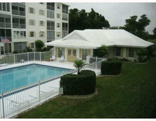 308 Golfview Road, Unit 401 North Palm Beach, FL 33408 - Photo 8 of 16 Additional Photo