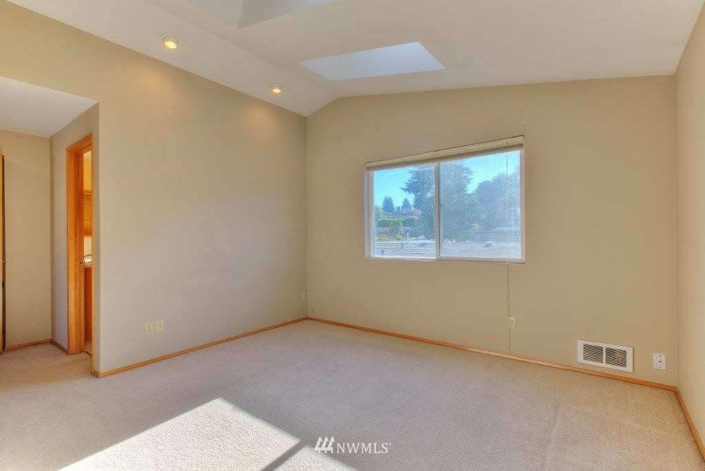 1201 North 35th Street Renton, WA 98056 - Photo 4 of 18