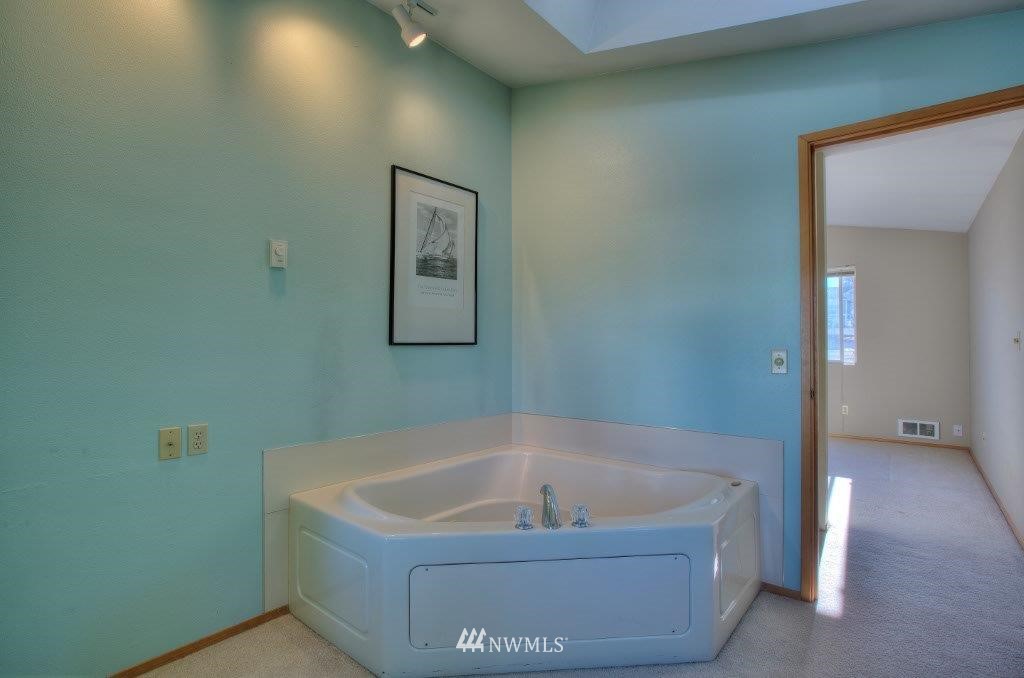 1201 North 35th Street Renton, WA 98056 - Photo 6 of 18