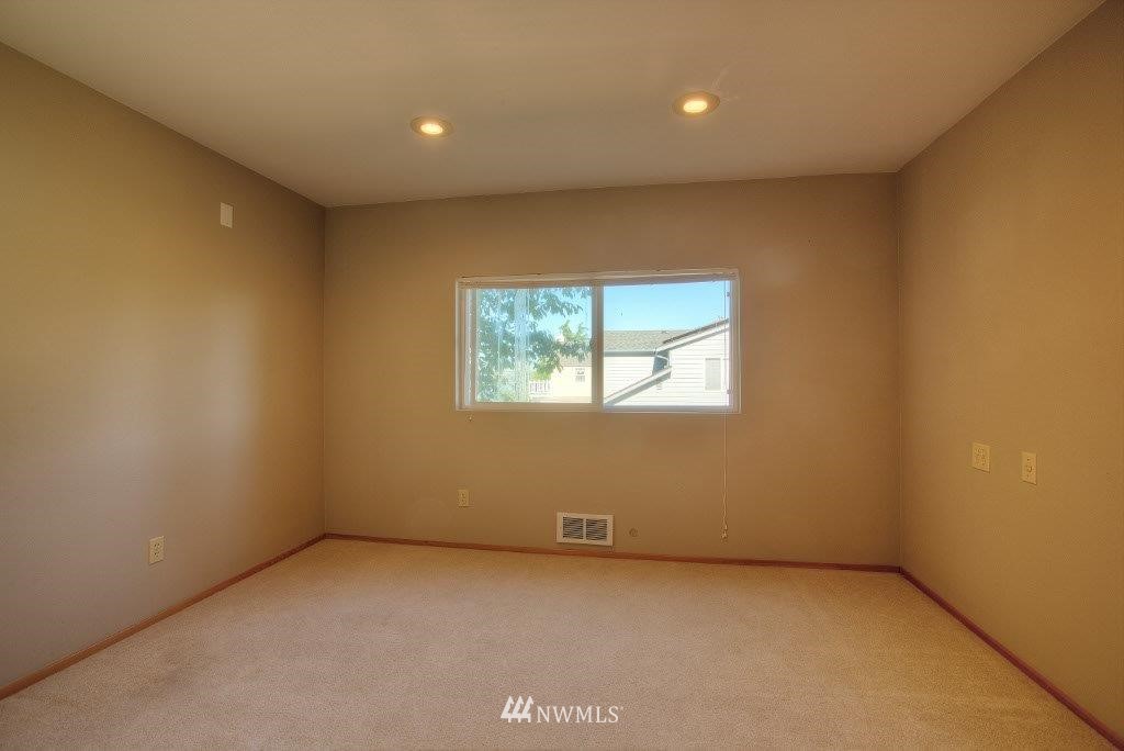 1201 North 35th Street Renton, WA 98056 - Photo 10 of 18