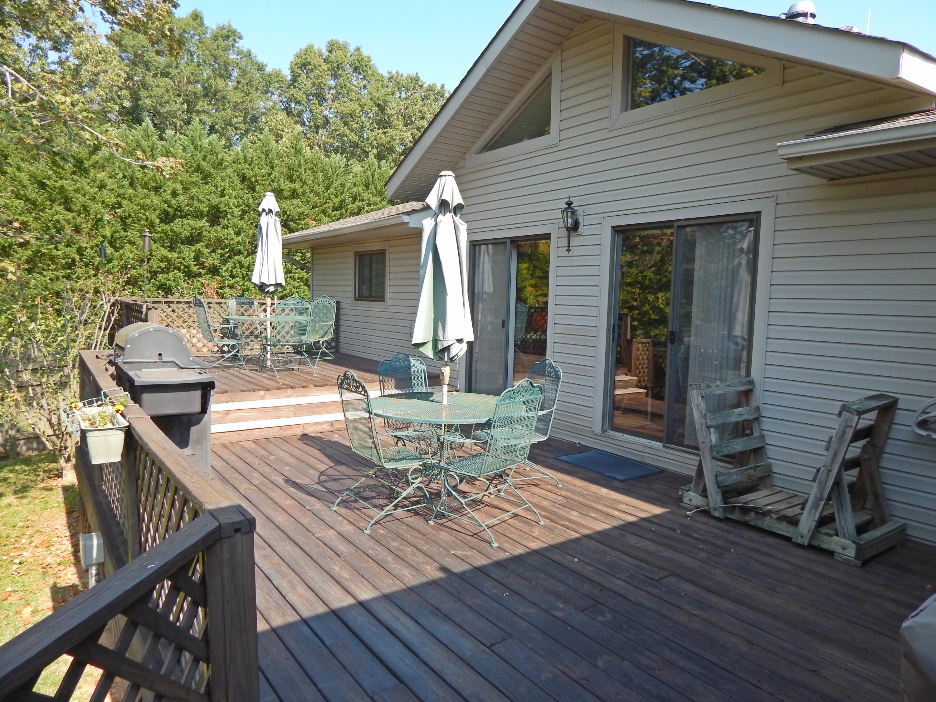 2210 Little Best Road Maryville, TN 37803 - Photo 23 of 33 32