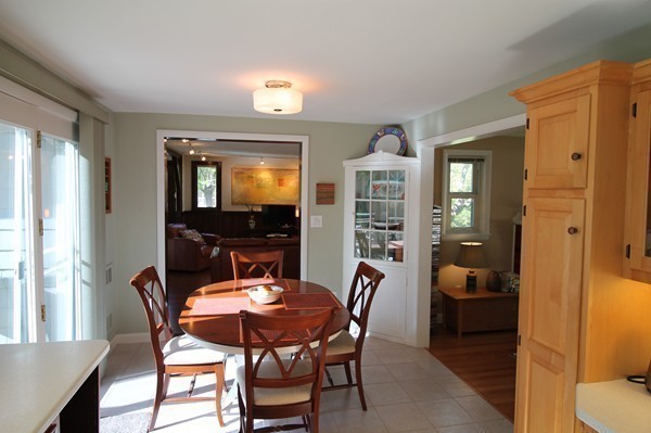 28 Brooksbie Road Bedford, MA 01730 - Photo 13 of 24 Gallery Image 13