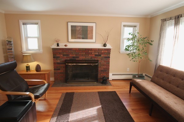 28 Brooksbie Road Bedford, MA 01730 - Photo 9 of 24 Gallery Image 9