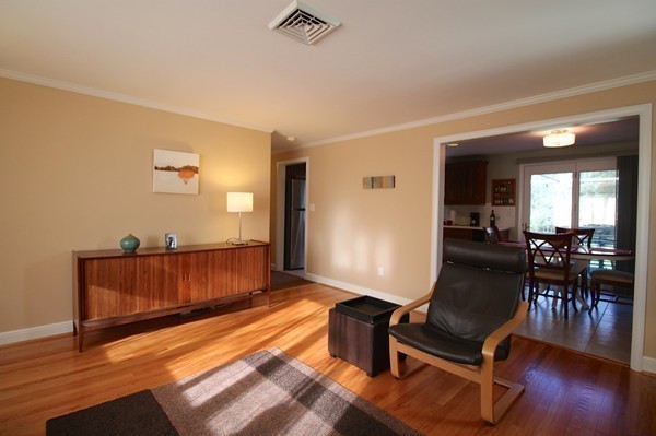 28 Brooksbie Road Bedford, MA 01730 - Photo 10 of 24 Gallery Image 10
