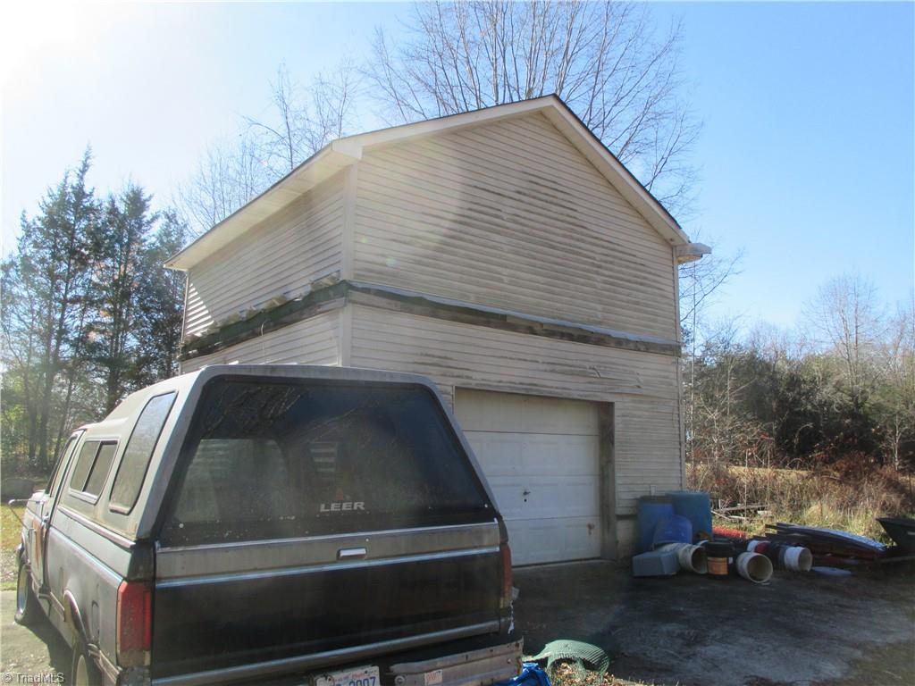 701 Berry Hill Bridge Road Ruffin, NC 27326 - Photo 12 of 48