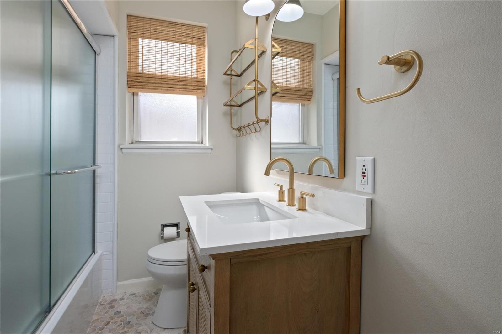 907 South Hanley Road, Unit 2 Clayton, MO 63105 - Photo 9 of 14 Gallery Image 9