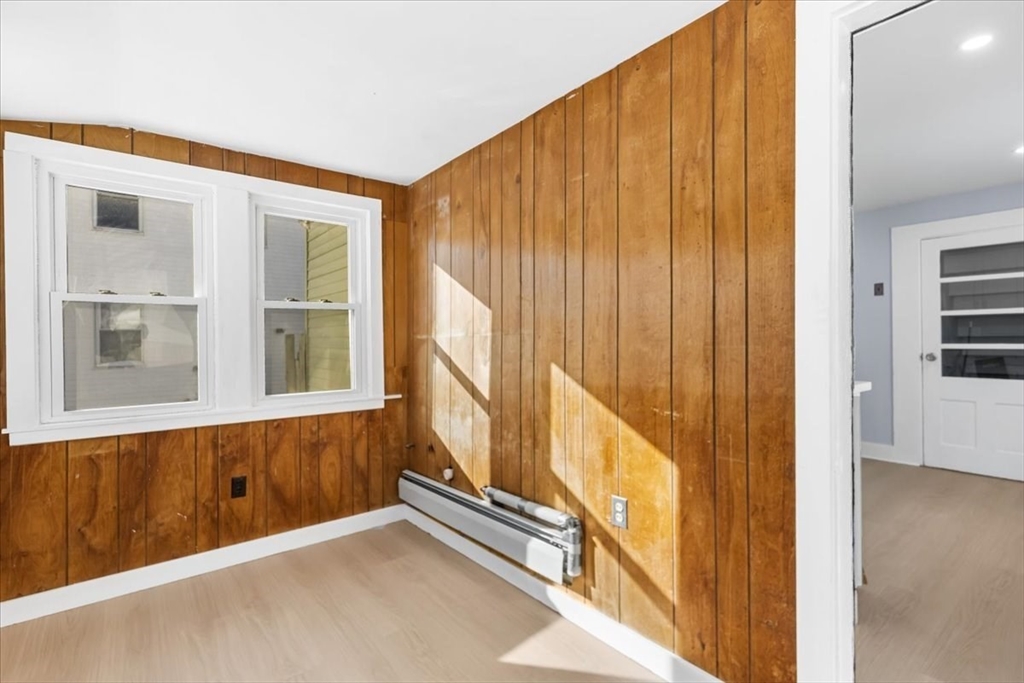 31 Webster Street Winchendon, MA 01475 - Photo 28 of 32 a view of an entryway