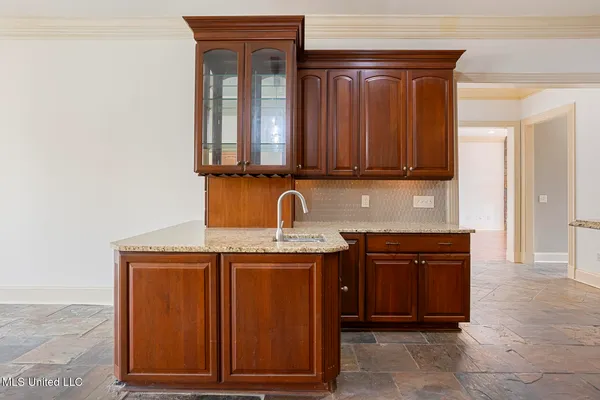 $635,000 | 124 Dumaine Place, Madison, MS 39110