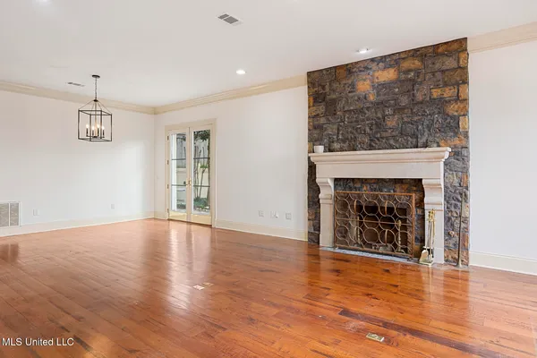 $635,000 | 124 Dumaine Place, Madison, MS 39110