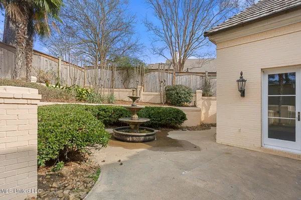 $635,000 | 124 Dumaine Place, Madison, MS 39110