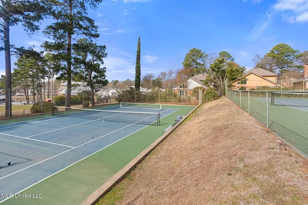$635,000 | 124 Dumaine Place, Madison, MS 39110