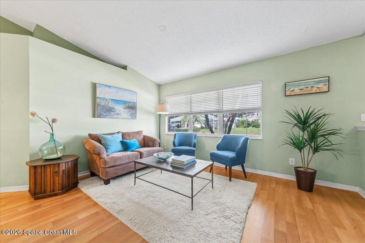 203 Twin Lakes Road Melbourne, FL 32901 - Photo 3 of 29 07-untitled-6