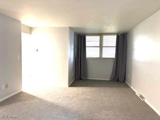 2520 North Road Northeast Warren, OH 44483 - Photo 11 of 16 Gallery Image 11