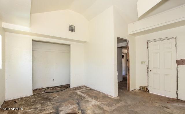 2737 East Beardsley Road Phoenix, AZ 85050 - Photo 15 of 17 20180531144045862789000000-o