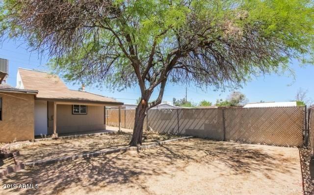 2737 East Beardsley Road Phoenix, AZ 85050 - Photo 3 of 17 20180531144139759042000000-o - Copy