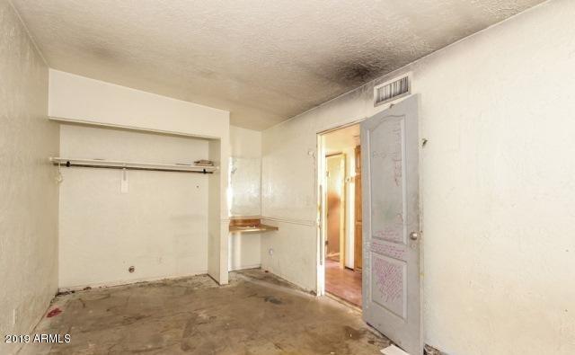 2737 East Beardsley Road Phoenix, AZ 85050 - Photo 9 of 17 20180531144113052007000000-o