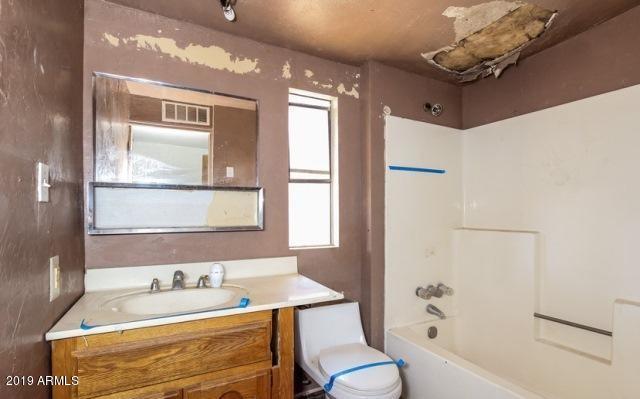 2737 East Beardsley Road Phoenix, AZ 85050 - Photo 10 of 17 20180531144121339826000000-o