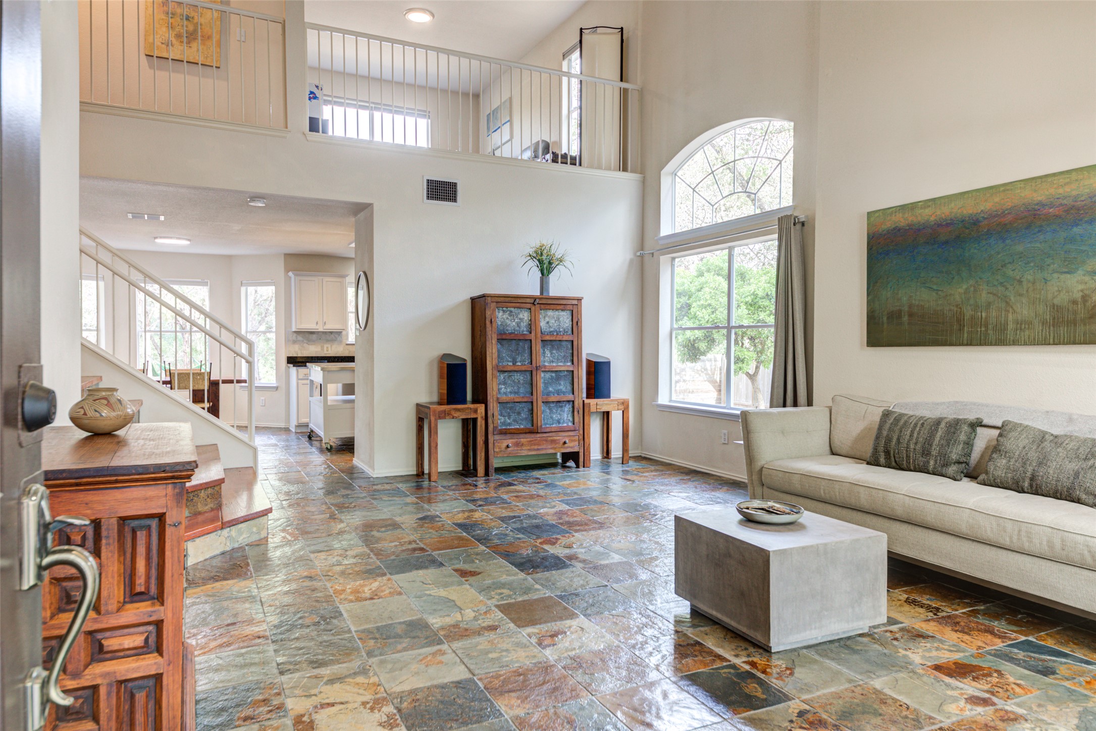 8904 West Hove Loop Austin, TX 78749 - Photo 4 of 40