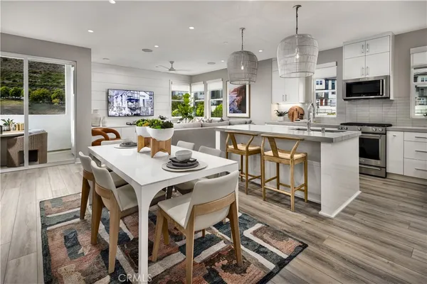 $1,149,000 | 2748 Everly Drive, San Diego, CA 92108