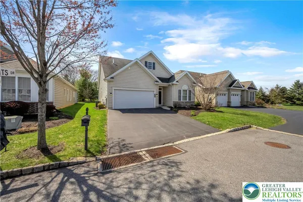 $499,900 | 5351 Presidents Drive, Bethlehem, PA 18017