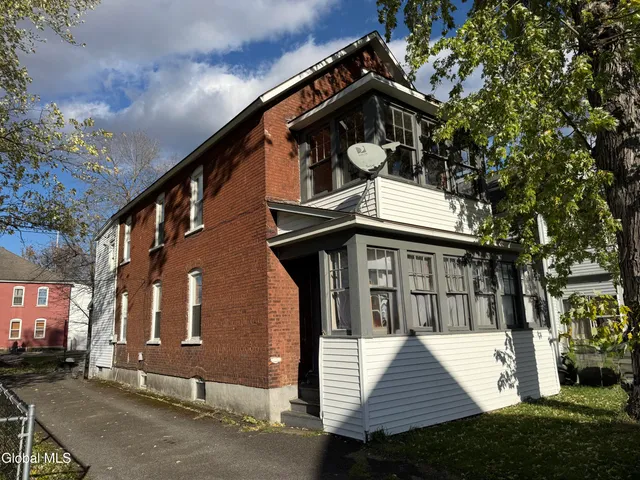$1,200 | 7 Micklas Street, Unit 2, Mechanicville, NY 12118