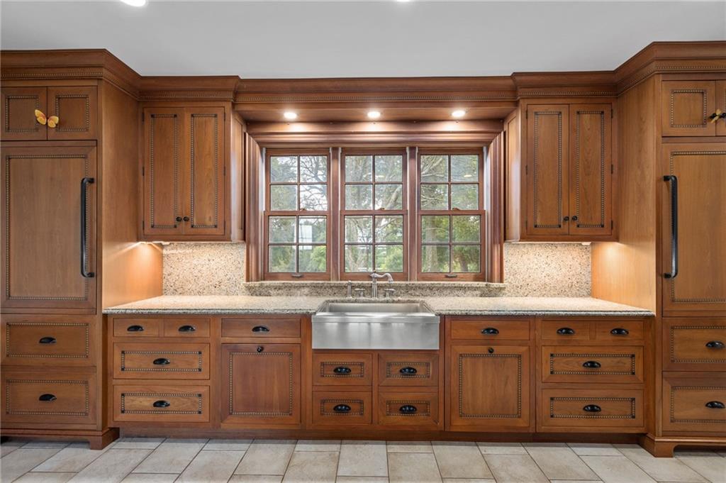 169 Country Club Road Sewickley, PA 15143 - Photo 17 of 39