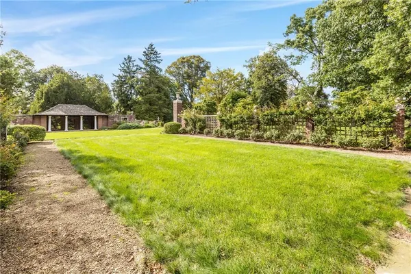 $3,995,000 | 169 Country Club Road, Sewickley, PA 15143
