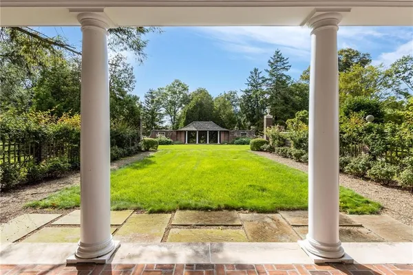 $3,995,000 | 169 Country Club Road, Sewickley, PA 15143