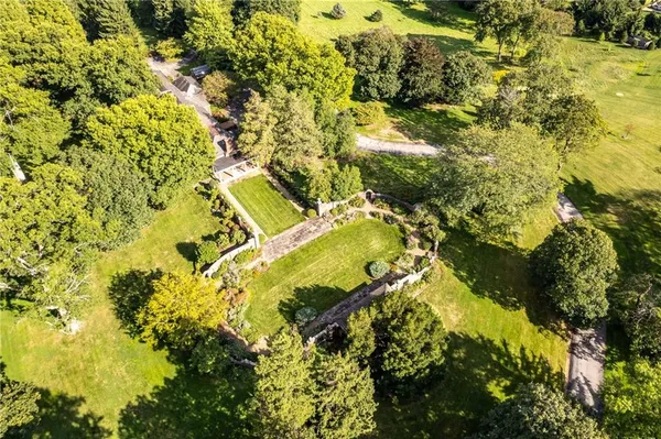 $3,995,000 | 169 Country Club Road, Sewickley, PA 15143