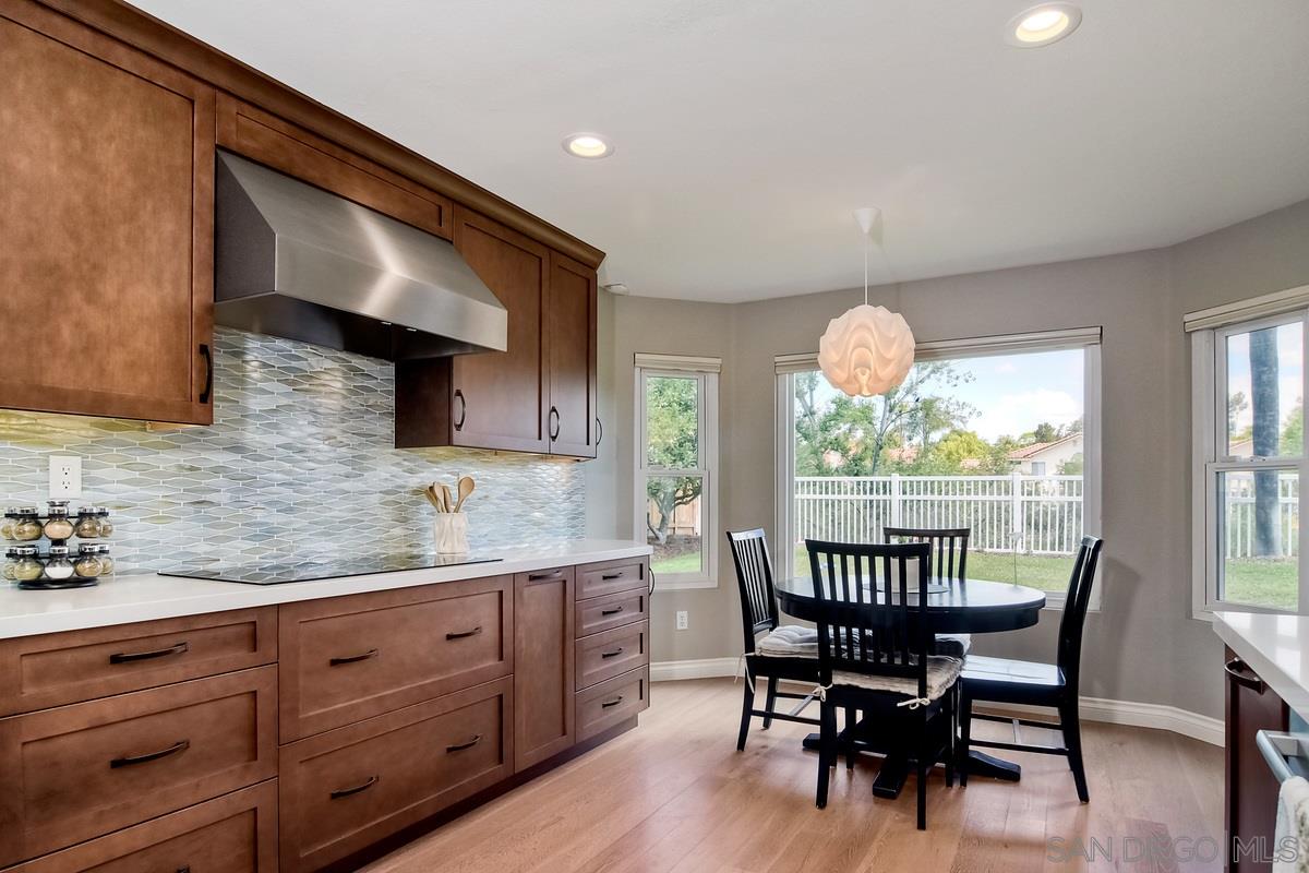 1754 Orchard Wood Road Encinitas, CA 92024 - Photo 11 of 25 Eat-in kitchen