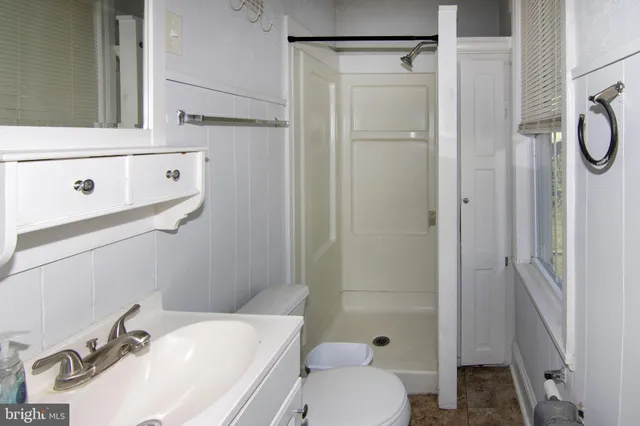 $319,900 | 428 Summit Avenue, Westville, NJ 08093