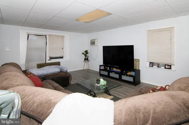 $319,900 | 428 Summit Avenue, Westville, NJ 08093