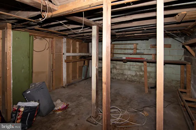 $319,900 | 428 Summit Avenue, Westville, NJ 08093