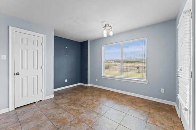 $272,000 | 18714 Walden Glen Circle, Humble, TX 77346