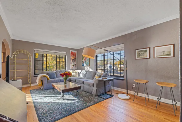 $194,900 | 5347 North College Avenue, Unit 202, Indianapolis, IN 46220